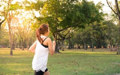 CĂ³mo preparar una carrera de 10 km: fuerza, running y recuperaciĂ³n.